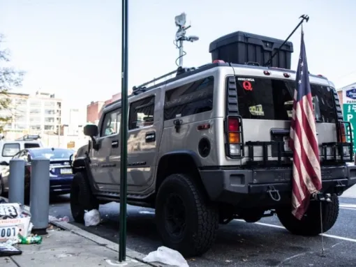 Hummer_arrest
